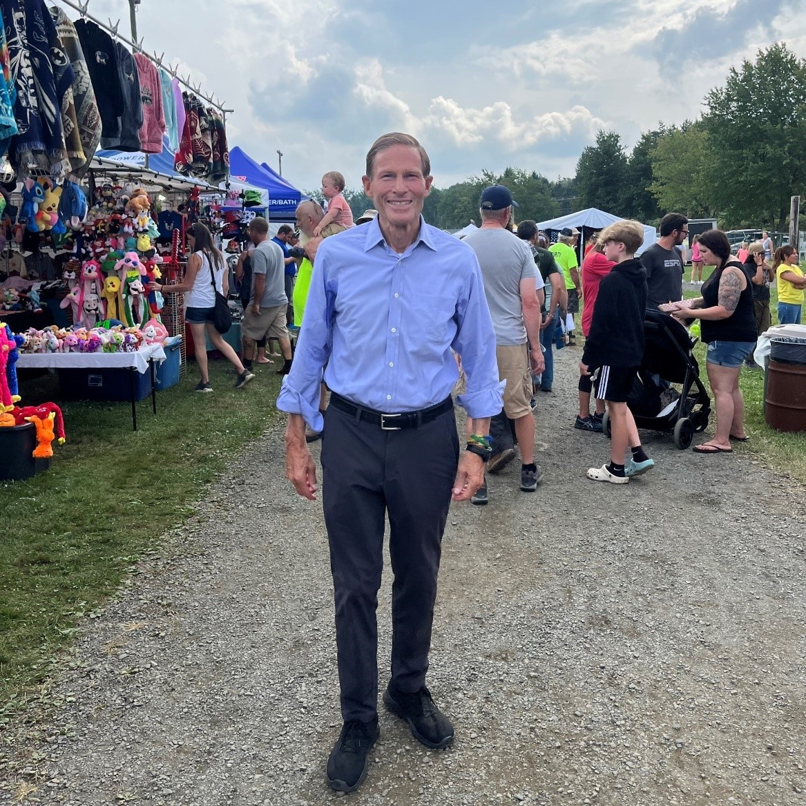 Blumenthal visited the Bethlehem Fair.