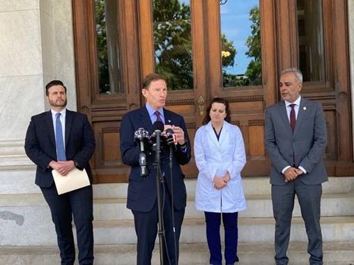 U.S. Senator Richard Blumenthal (D-CT), alongside State Sen. Saud Anwar, Dr. Molly Markowitz and Eric Harrison, CEO and President of United Way of Central and Northeastern Connecticut, called on the U.S. Department of Agriculture to allow WIC participants to purchase baby formula online, eliminating a significant barrier for Connecticut families struggling to find formula in stores.